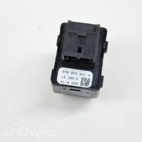 Audi A5 Bouton interrupteur ouverture du coffre 4M0959831A