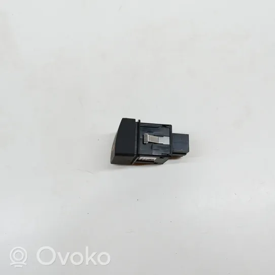 Audi A5 Przycisk świateł awaryjnych 8W0941509A