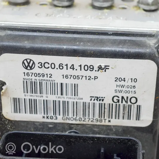 Volkswagen PASSAT CC Блок ABS 16705712P