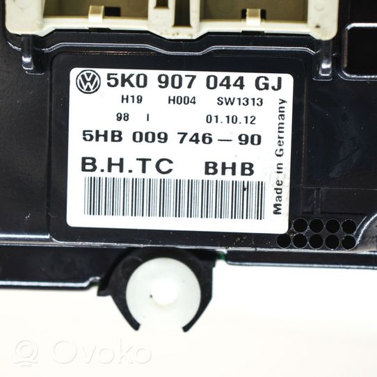 Volkswagen Tiguan Przełącznik / Włącznik nawiewu dmuchawy 5HB009746