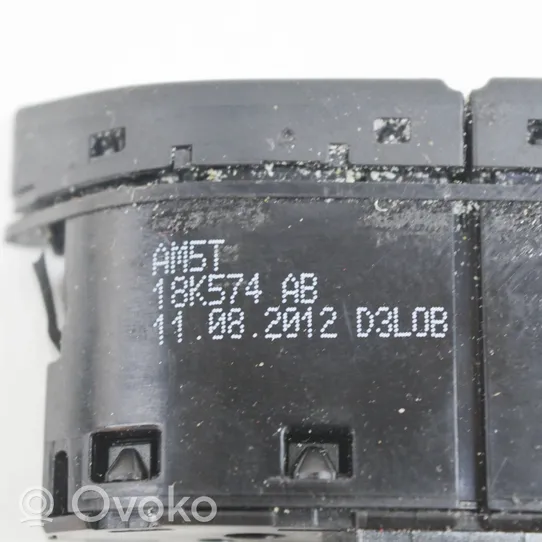 Ford Focus Muut kytkimet/nupit/vaihtimet AM5T18K574AB