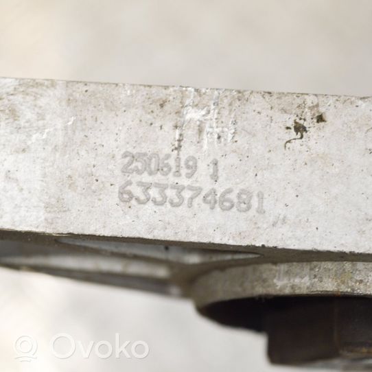 Opel Corsa E Gearbox mount 633374681