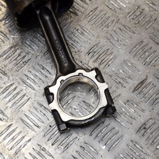 Nissan NP300 Piston A20105X00A