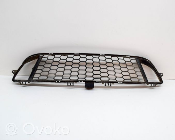 BMW 2 F22 F23 Grille inférieure de pare-chocs avant 8055434