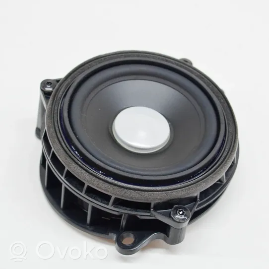 Mini Clubman F54 Altoparlante portiera posteriore 8927023701A