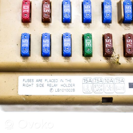 Subaru Outback Boîte à fusibles relais 82201AG041