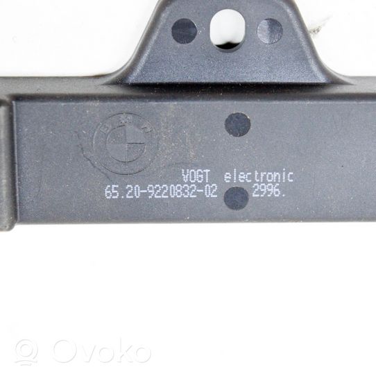 BMW X3 G01 Antena wewnętrzna 9220832