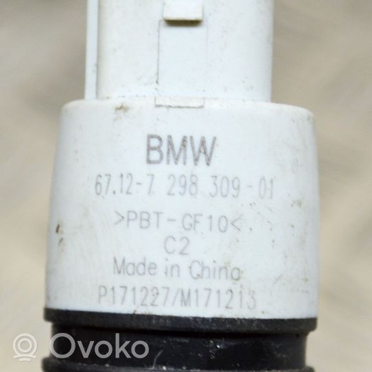 BMW 2 F22 F23 Pompa spryskiwacza szyby przedniej / czołowej 7298309