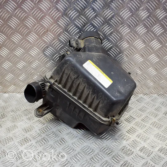 KIA Carens II Scatola del filtro dell’aria 2816427800