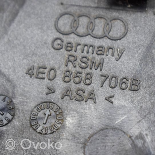 Audi A8 S8 D3 4E Polttoainesäiliön korkin suoja 4E0858706B