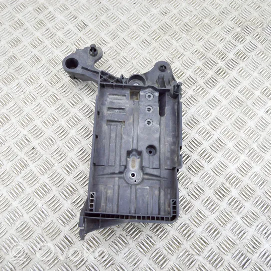 Volkswagen Golf VII Battery box tray 5Q0915331K