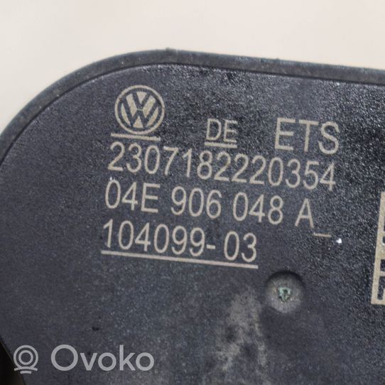 Volkswagen Golf VII Generator impulsów wałka rozrządu 04E906048A