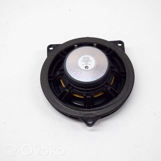 BMW i3 Etuoven kaiutin 8715685