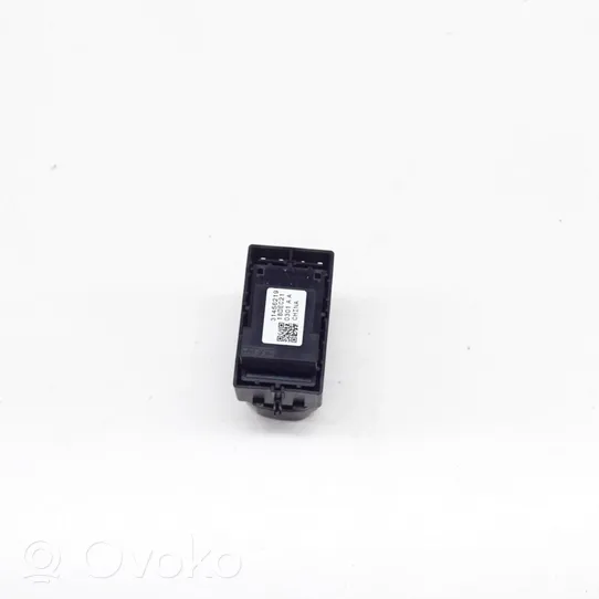 Volvo XC40 Hand parking brake switch 31456219