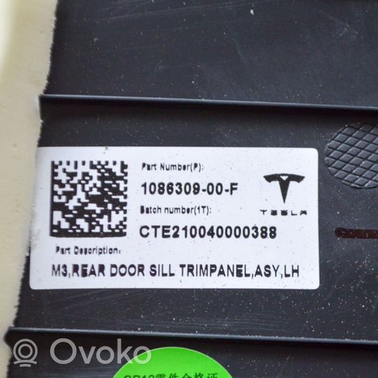 Tesla Model 3 Copertura del rivestimento del sottoporta posteriore 108630900F