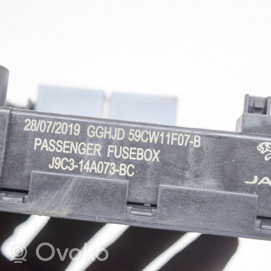 Jaguar E-Pace Boîte à fusibles relais J9C314A073BC