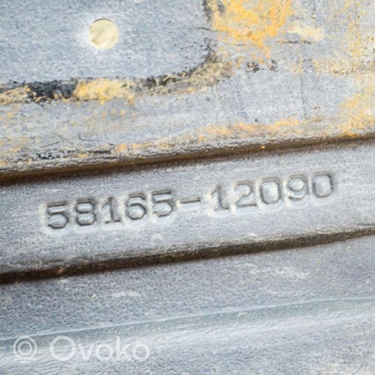 Toyota Auris 150 Osłona dolna zbiornika paliwa 5816547020