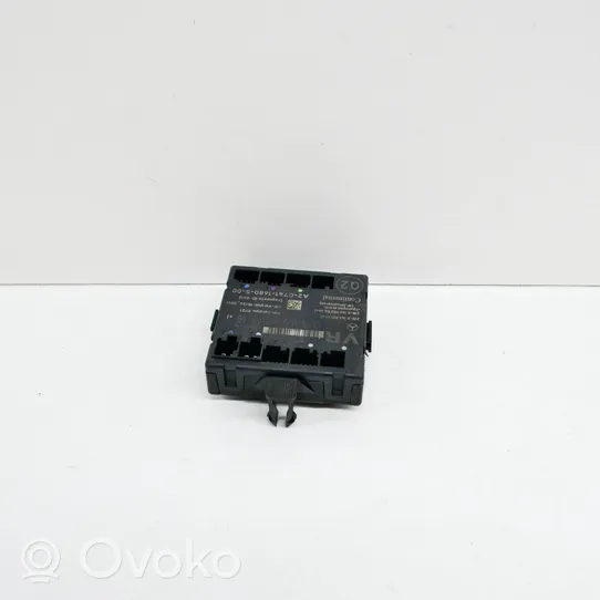 Mercedes-Benz A W176 Centralina/modulo portiere A2C7411680500