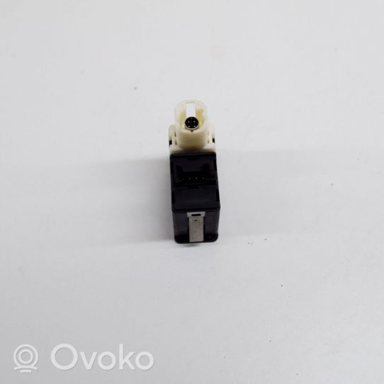 BMW i3 AUX in-socket connector 9266607