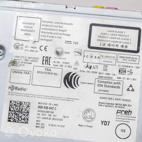 Skoda Octavia Mk3 (5E) Panel / Radioodtwarzacz CD/DVD/GPS 2015DJ0994