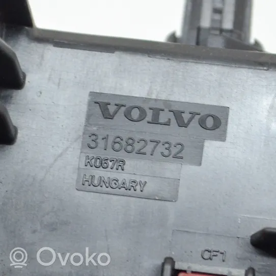 Volvo XC60 Boîte à fusibles relais 32209198