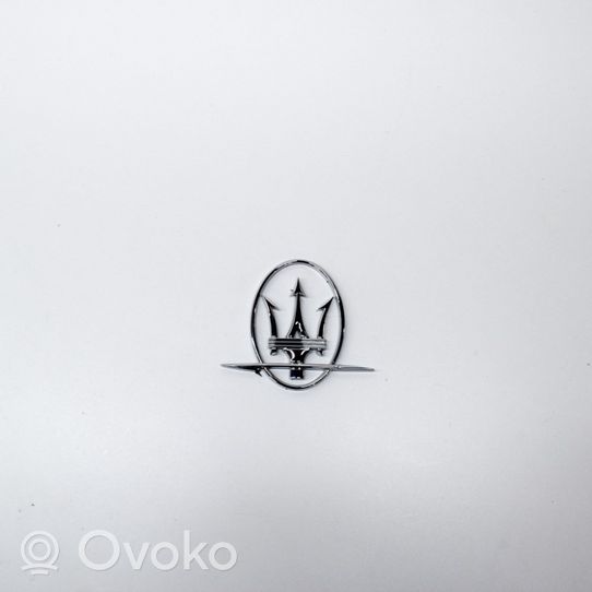 Maserati Ghibli Valmistajan merkki/logo/tunnus 