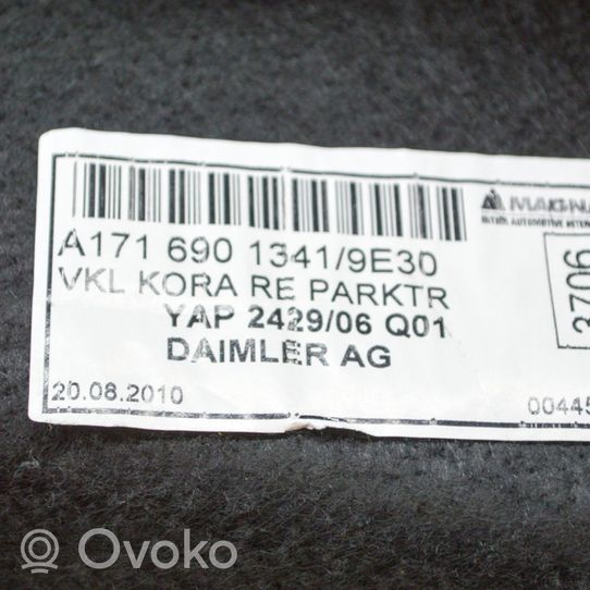 Mercedes-Benz SLK R171 Tavaratilan sivuverhoilu A1716901341