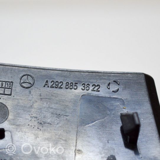 Mercedes-Benz GLE (W166 - C292) Tappo/coprigancio di traino anteriore A2928853622