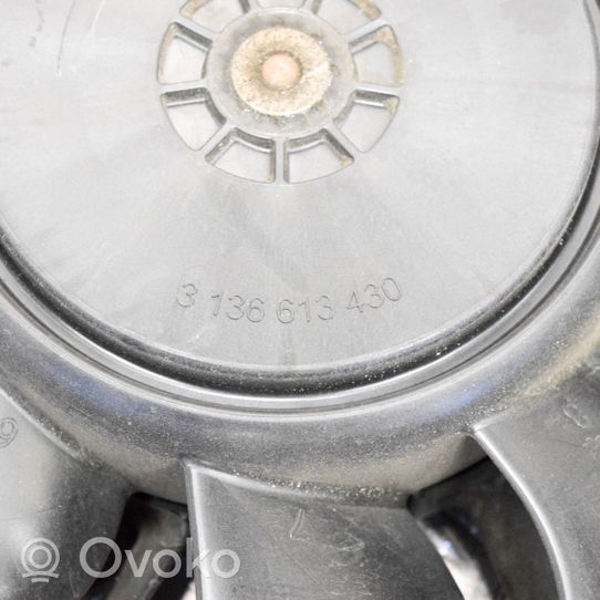 Ford Kuga II Osłona wentylatora chłodnicy 3136613430