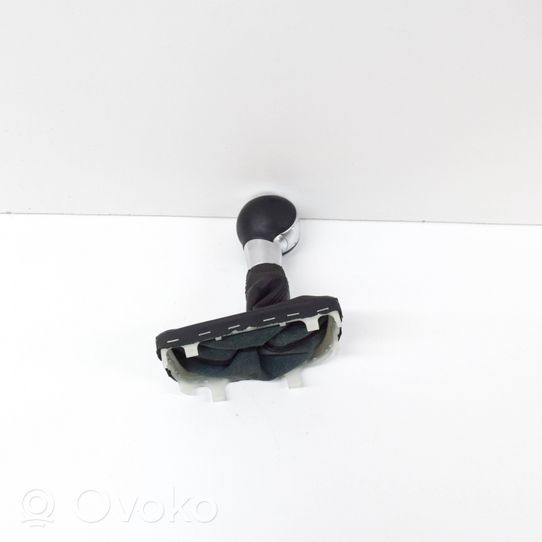 Audi Q3 8U Gear lever shifter trim leather/knob 8U2713139F