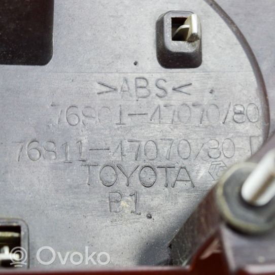 Toyota Prius (XW30) Takaluukun rekisterikilven valon palkki 7680147070