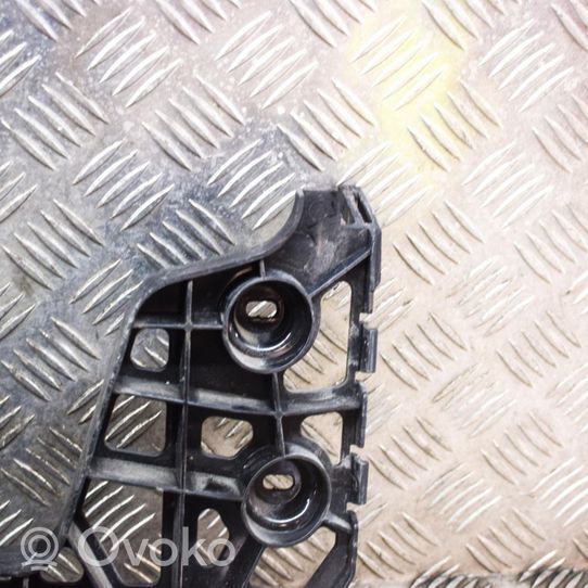 Volkswagen Crafter Soporte de montaje del parachoques trasero 7C0807394A