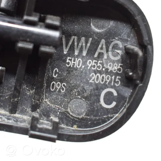 Volkswagen Golf VIII Mazgāšanas šķidruma smidzinātājs (-i) priekšējam logam 5H0955985C