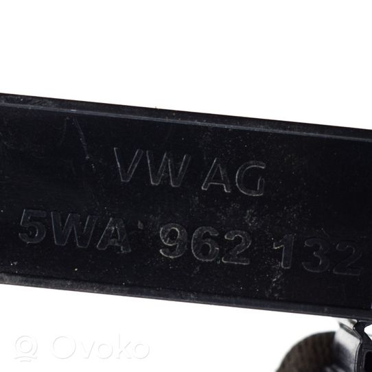 Volkswagen ID.4 Antena wewnętrzna 5FA224075