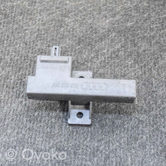 Audi A5 8T 8F Interjero komforto antena 8K0907247