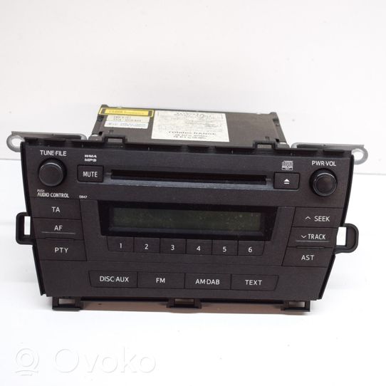 Toyota Prius (XW30) Radio/CD/DVD/GPS-pääyksikkö 121862196