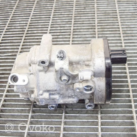 Toyota Prius (XW50) Compresor (bomba) del aire acondicionado (A/C)) 0424000370