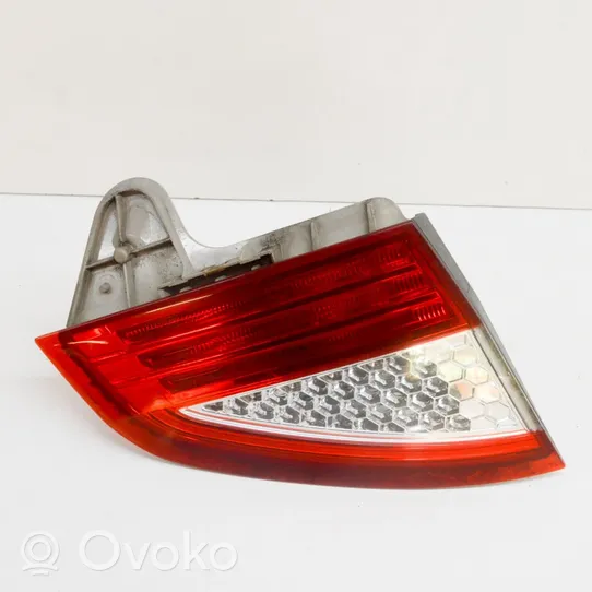 Ford Mondeo MK IV Lampy tylnej klapy bagażnika 7S7113A603A