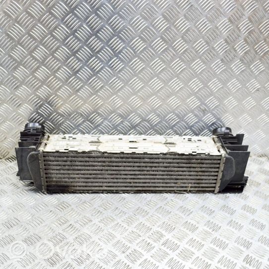 BMW 4 F32 F33 Starpdzesētāja radiators 7600532