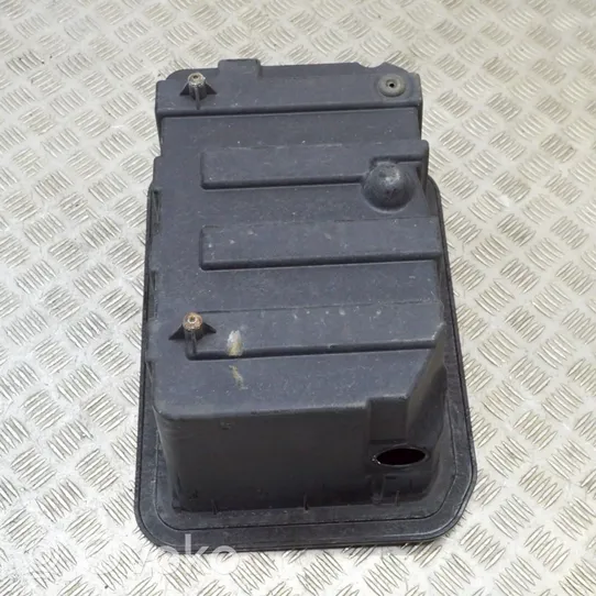 Audi Q3 8U Support boîte de batterie 8U0803595