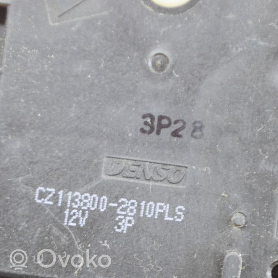 Toyota Yaris Oro sklendės varikliukas CZ1138002810PLS