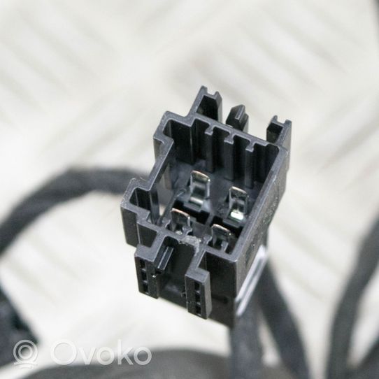 Mercedes-Benz B W247 Cableado de puerta delantera A1775409610