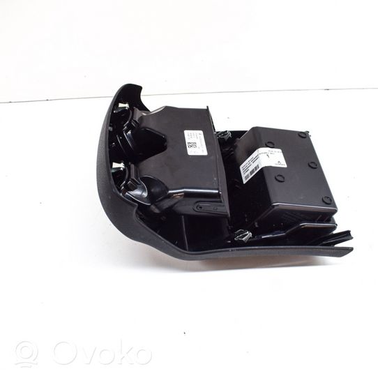 Mercedes-Benz C W205 Altri elementi della console centrale (tunnel) A2058308301