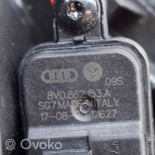 Audi A1 Отделка у крышки топливного бака 82A809906