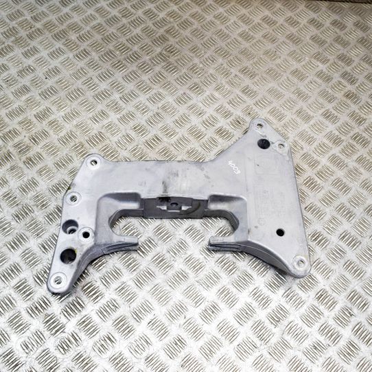 BMW 4 G22 G23 G24 G26 Soporte de montaje de la caja de cambios 9485331