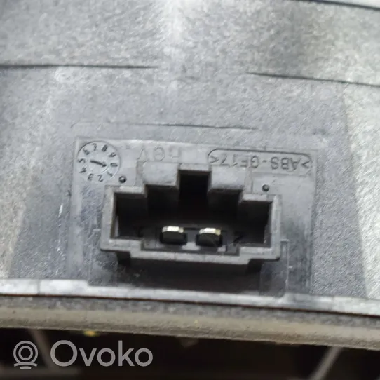 Audi A4 S4 B9 Enceinte de porte arrière 8W5035411