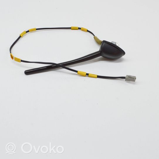 Nissan Leaf I (ZE0) Antena GPS 282083NF1A