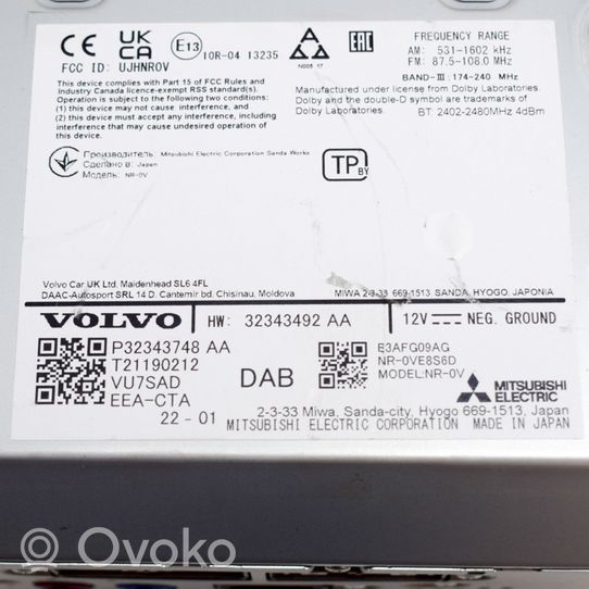 Volvo XC40 Unità principale autoradio/CD/DVD/GPS 32343748
