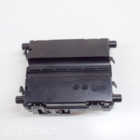 Mercedes-Benz EQC Ilmastoinnin ohjainlaite A0009005315