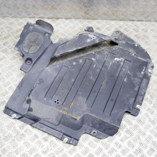 BMW 2 F45 Kita dugno detalė 7352677